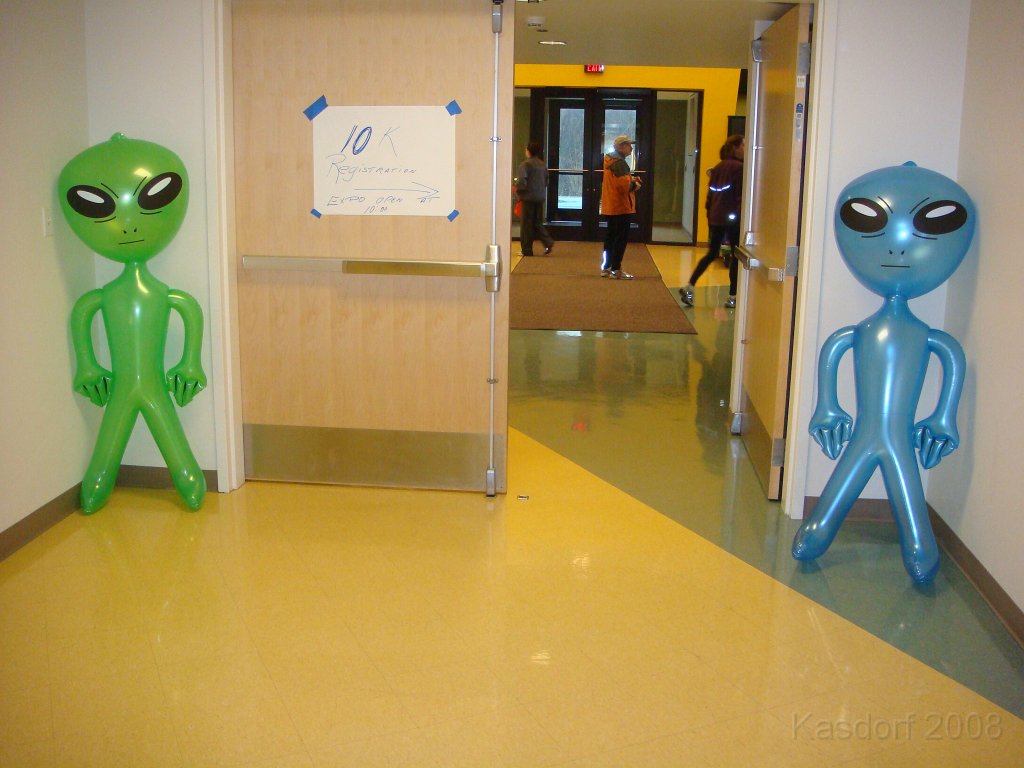035 Martian10K_2008.jpg - A couple more of the big eyed guys guarding the doors to the packet pick up area.